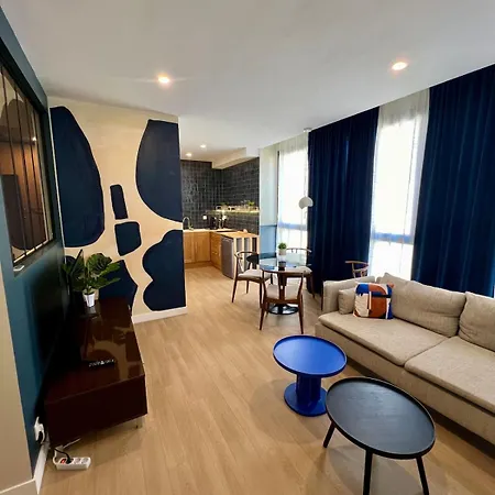 Sejour Insolite ,spa Privatif Appartement Troyes